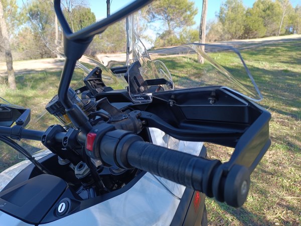 IMG_20241210_125130 Cockpit deflector moto